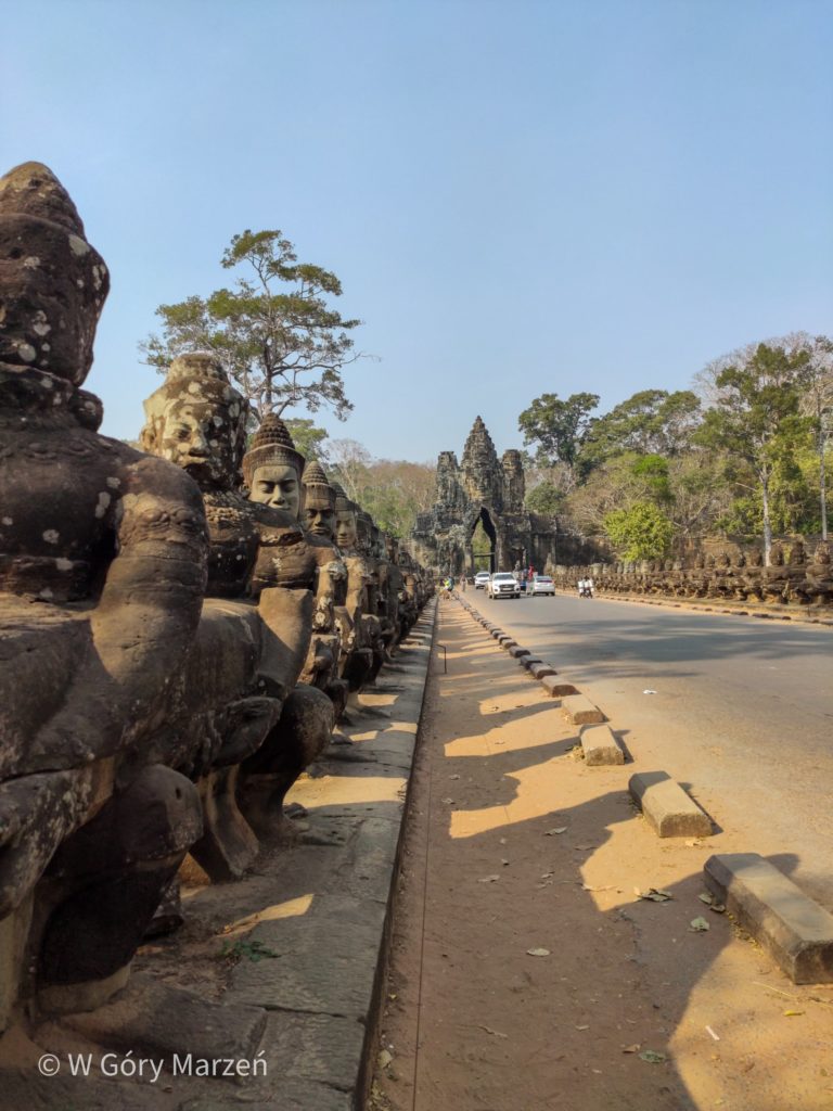 Wjazd do Angkor