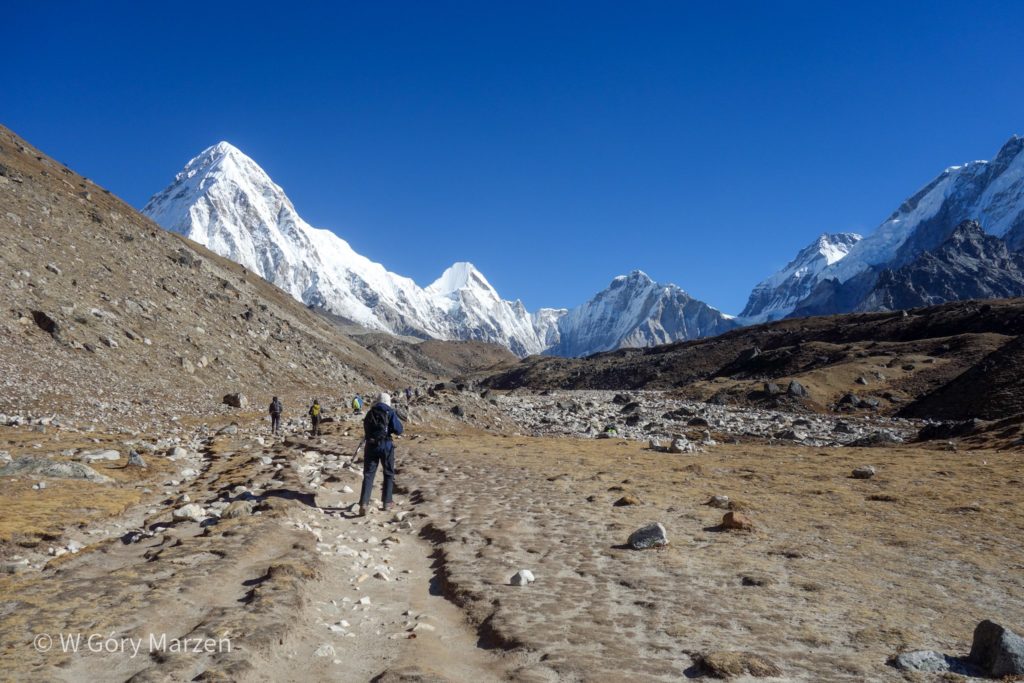 Camino al campamento base del Everest